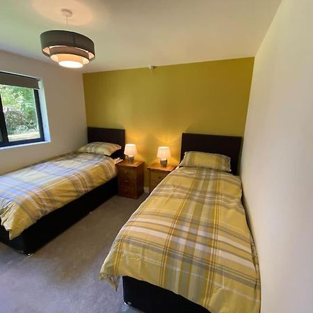 Cedar Garden Cottage East Chinnock Dış mekan fotoğraf